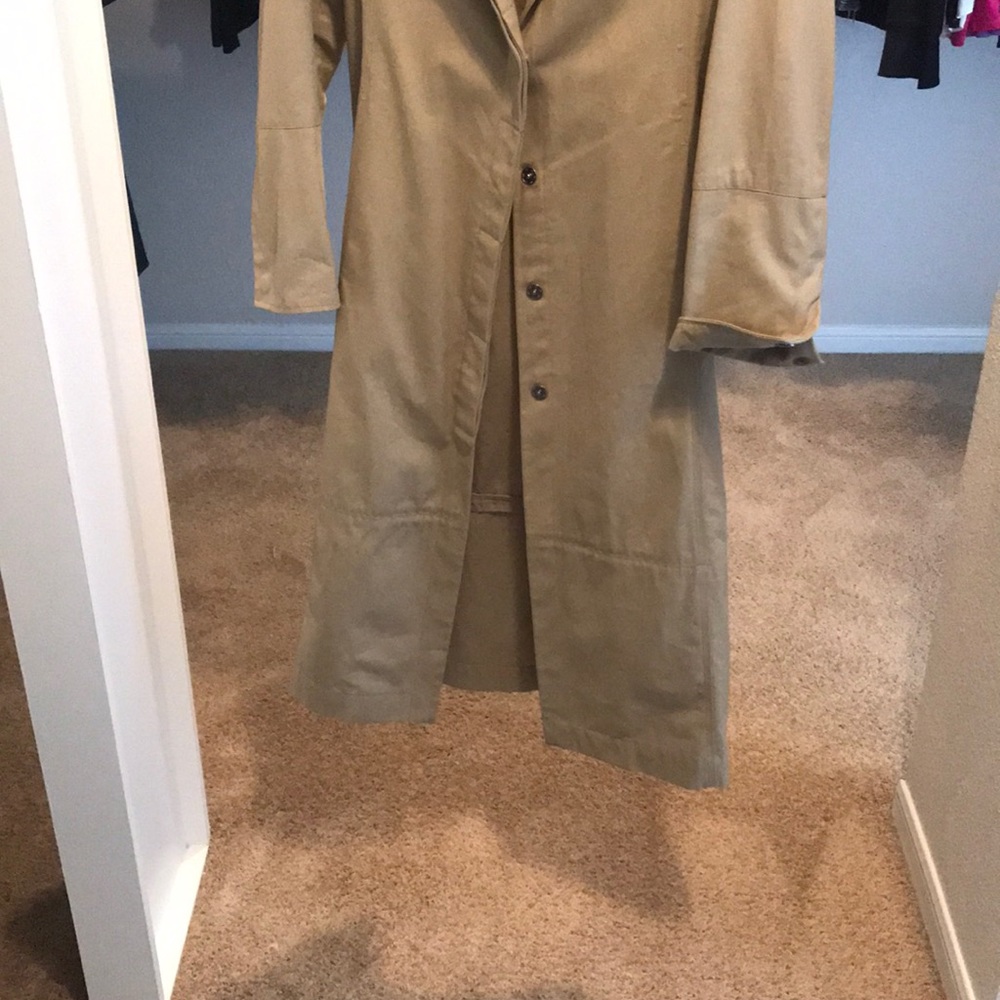Coat - Picture 2 of 4